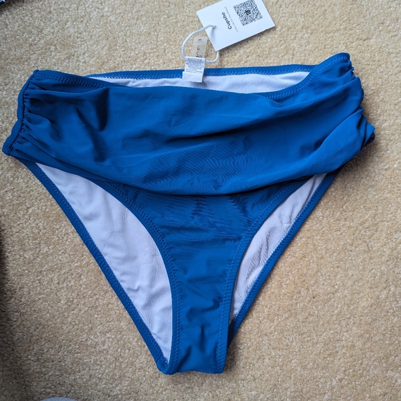 Cupshe bikini bathing suit size Medium - Picture 7 of 8